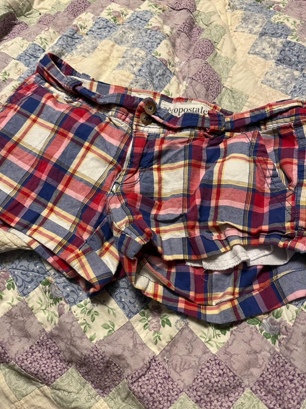 Aeropostale Plaid Cargo Shorts - Red, Blue, White